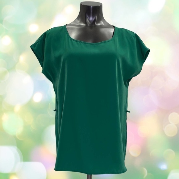 BLACK Rainn Green Short Sleeve Pleated Blouse - Picture 10 of 11